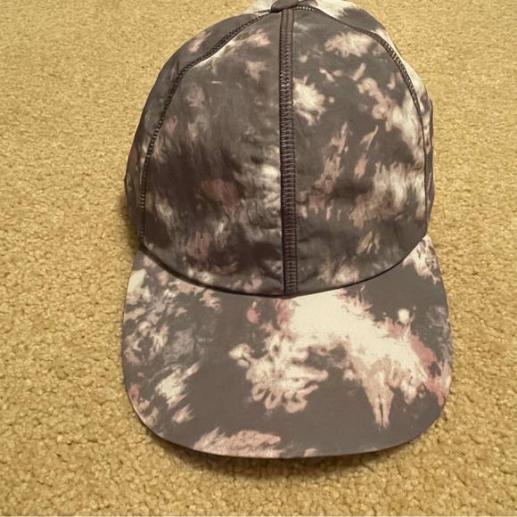 NWT Lululemon Baller Hat - Picture 5 of 7